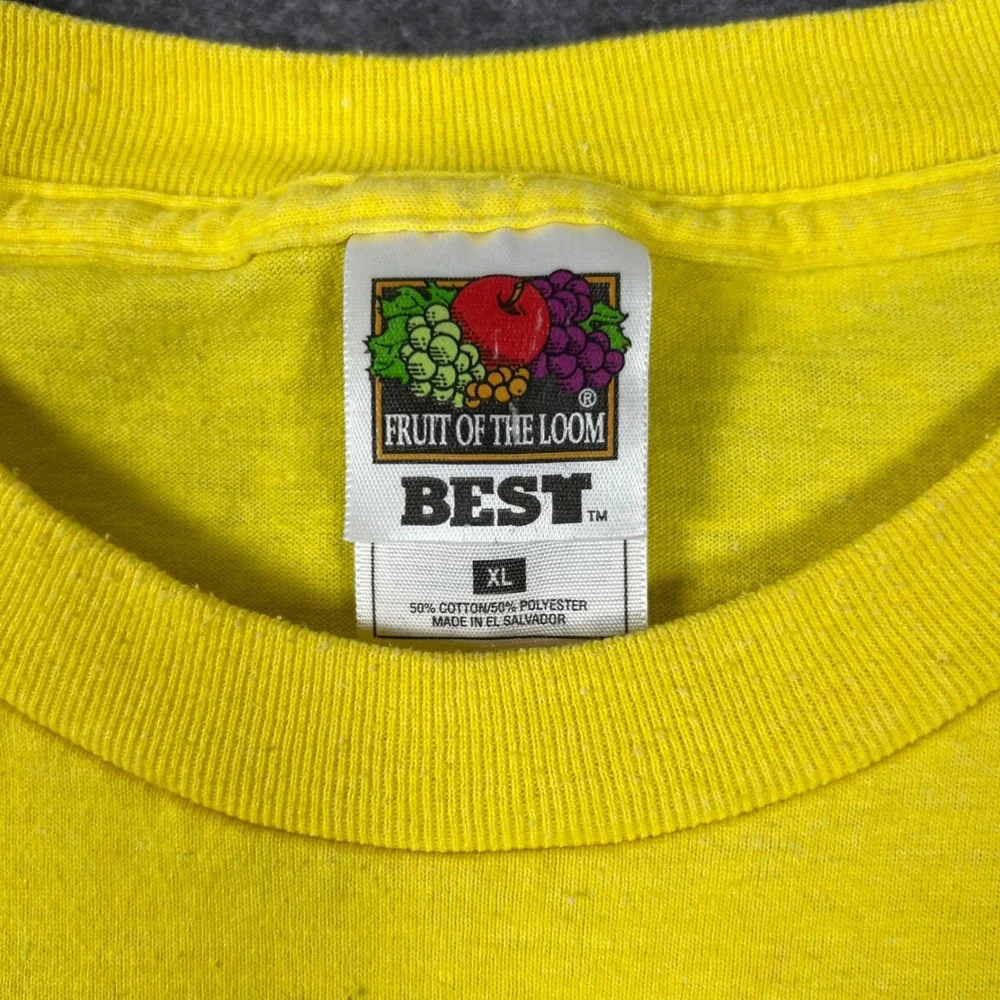Vintage Fire Hill Foods Graphic T Shirt Men's Large Yellow Hot Spicy Beef Snacks